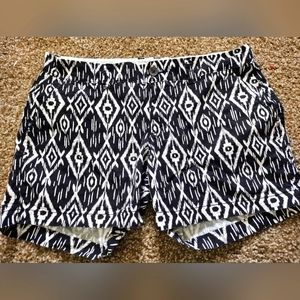 Old Navy Triangle Patterned Shorts